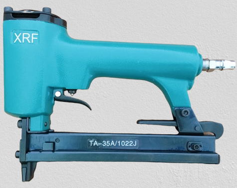 台湾钉枪 MÁY BẮN ĐINH XRF 1022J